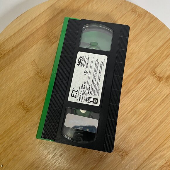 Vintage E.T. The Extra-Terrestrial VHS MCA Green Flap 1988 Video Cassette Ta - Picture 8 of 11